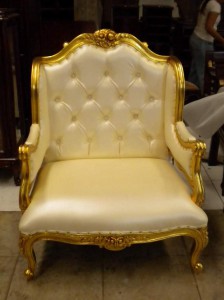 Mawar Chair 1 seater.Gold Leaf.Korea White pearl PVC
