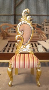 Swan Chair .Gold Leaf 1