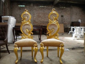 Swan Chair. in pair ( Gold leaf.Gold Velvet ) 1
